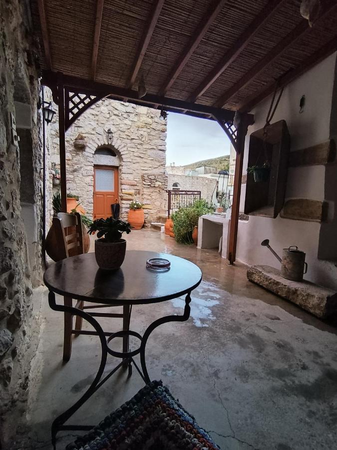 Μεστα - Πλατεια Villa Mestá Exterior photo